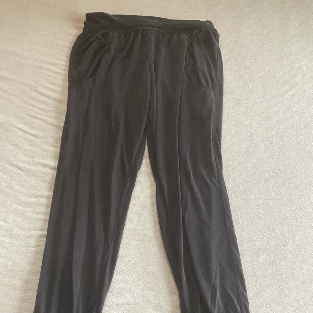 Zyia jogger in a bottle